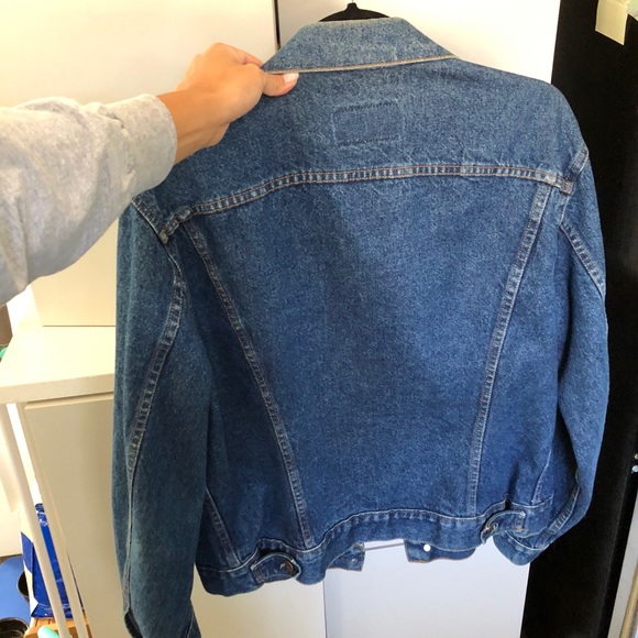 Vintage Levi’s Oversized Jean Jacket - Picture 8 of 8